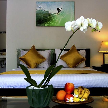Ropik & Alik Home Stay Uluwatu Buitenkant foto
